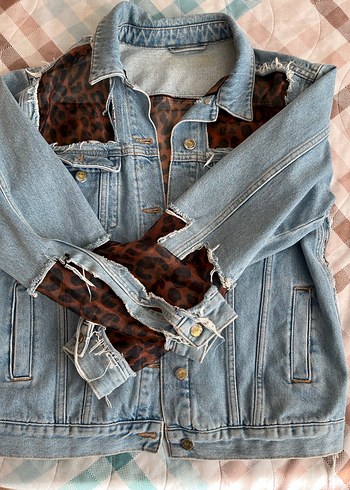 Düğmeli Kadın Denim Ceket Leopar Detaylı - Görsel 2