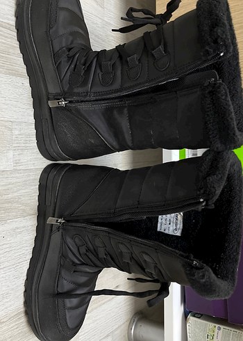 Siyah Bağcıklı Kadın Kauçuk Bot - Görsel 3