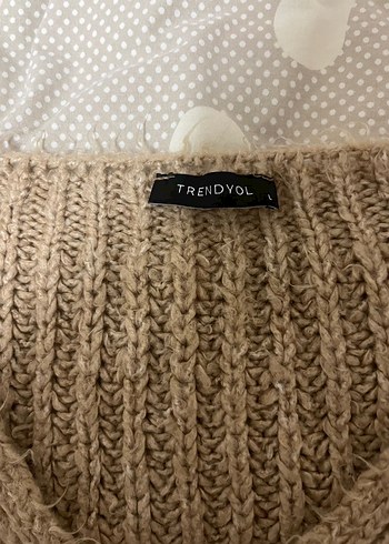 Bej V Yaka Örgü Kadın Hırka - Görsel 3