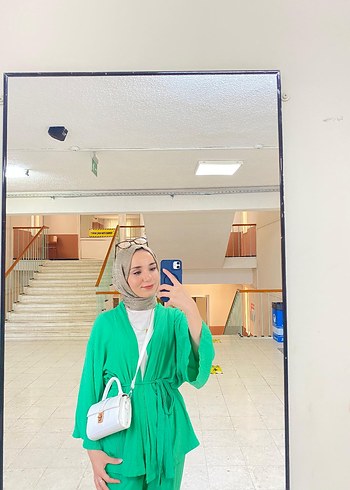 Diğer Yeşil Midi Kadın Takım