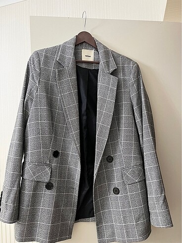 38 Beden Az kullanılmış defosuz koton blazer