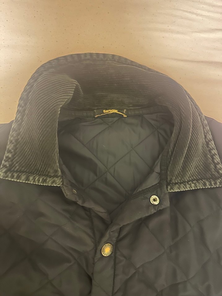 Barbour Heritage Liddesdale Kapitone Slim Fit Siyah Erkek Ceket - Görsel 4