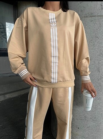 m Beden ten rengi Renk Adidas eşofman takımı
