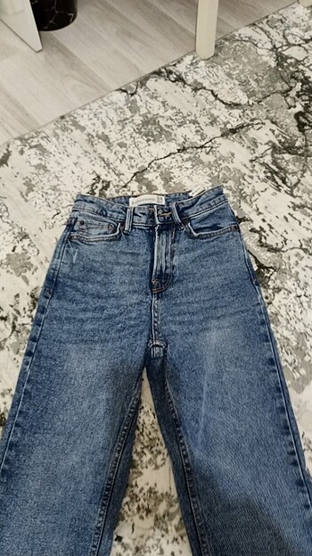 Stradivarius pantolon 
