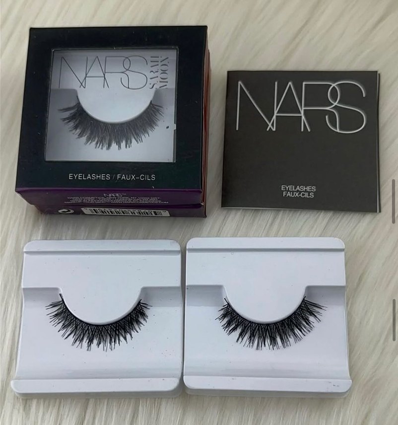 NARS Siyah Takma Kirpik - Görsel 2