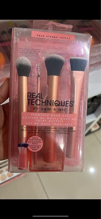 Real Techniques Fırça seti