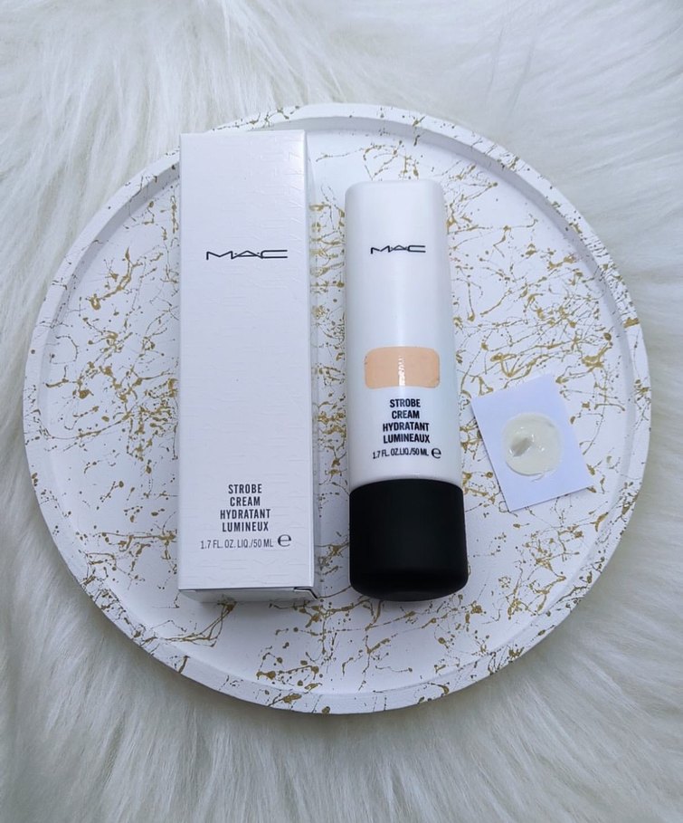 MAC Canlı ve Aydınlık Görünüm Sağlayan Nemlendirici BB Krem - Görsel 2