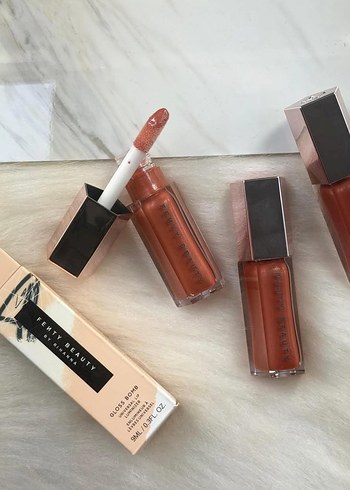 Fenty Beauty Pastel Bej Dudak Parlatıcısı - Görsel 2