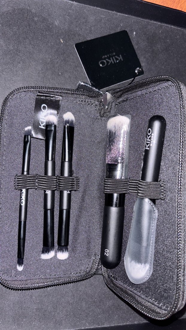 KIKO Siyah Makyaj Fırçası Seti - Görsel 2