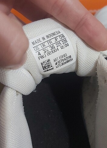 36 Beden beyaz Renk Az kullanılmış adidas ayakkabı