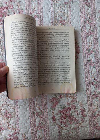 Süt Lekesi - Esra Ezmeci - Görsel 3