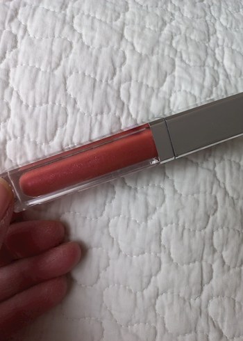 Parlak Kırmızı Ruj - Görsel 3