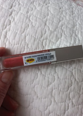 Parlak Kırmızı Ruj - Görsel 4