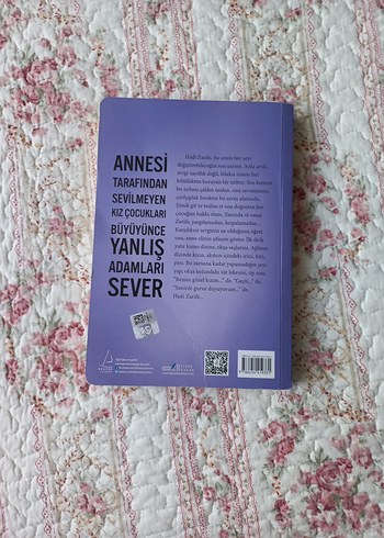 Beni Neden Sevmedin Anne? - Esra Ezmeci - Görsel 2