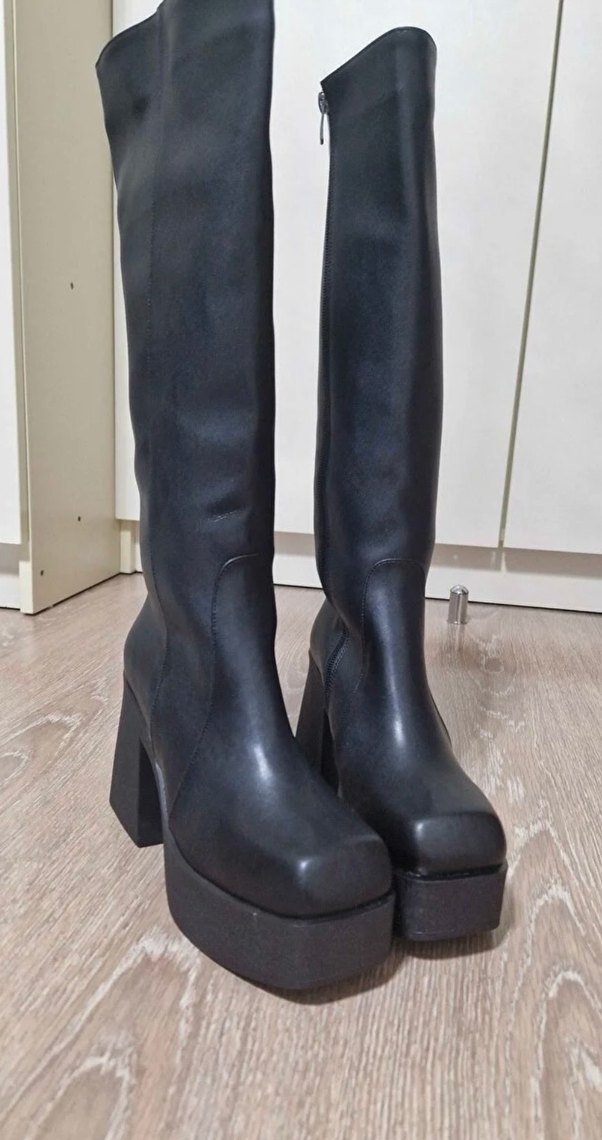Siyah Deri Platform Topuklu Kadın Çizme - Görsel 2