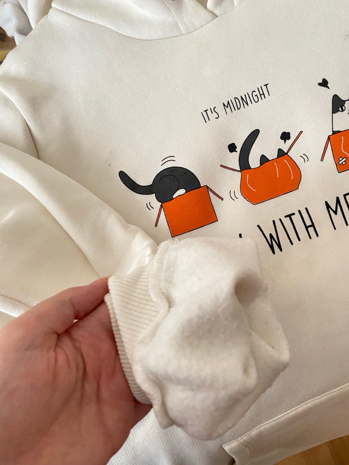 Beyaz Kapüşonlu Kadın Sweatshirt - Görsel 3