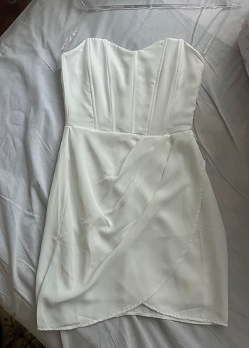 Beyaz Straplez Elbise - Görsel 2