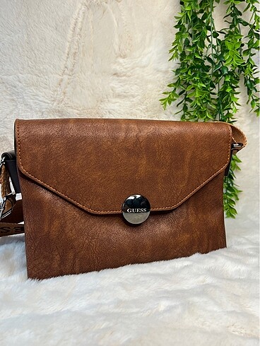 GUESS UNİSEKS ÇANTA