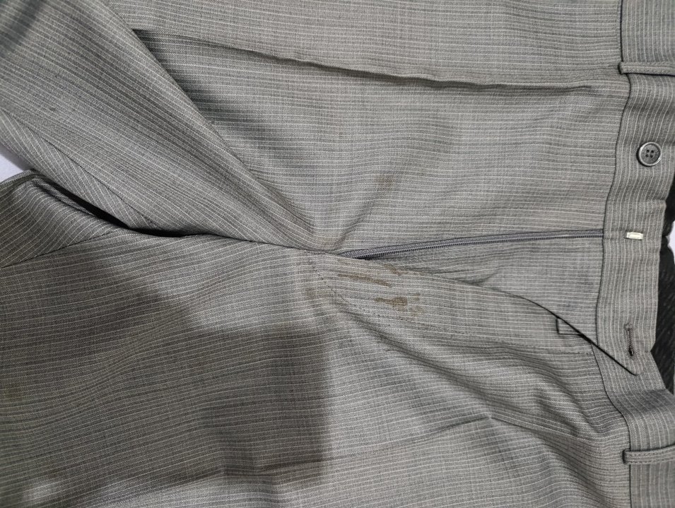 Gri Düğmeli Erkek Takım Elbise - Görsel 3