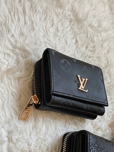 Louis Vuitton Cüzdan