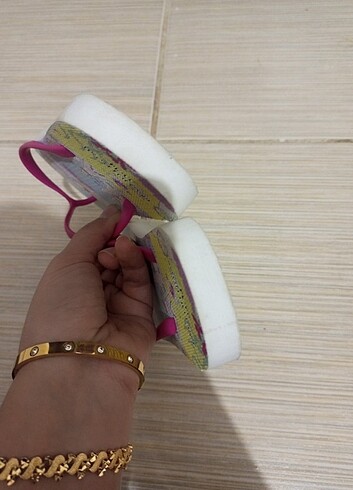 Parmak arası terlik plaj ayakkabisi - Görsel 2