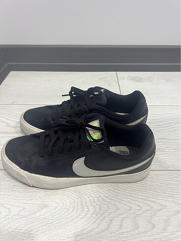 Nike Spor Ayakkabı