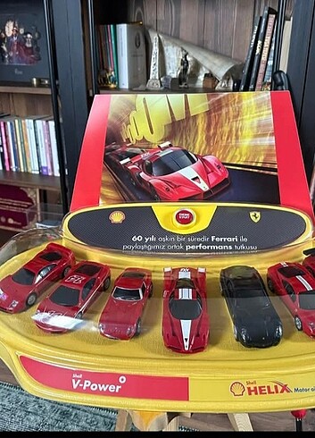 Shell ferrari lisanslı vitrinli setler