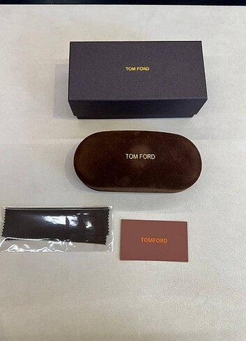Beden TOM FORD GÜNEŞ GÖZLÜĞÜ+KUTU SET