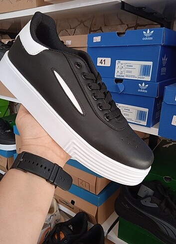 Adidas Erkek spor ayakkabı