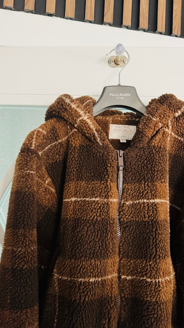 Pull&bear Kareli Peluş Kadın mont - Görsel 4