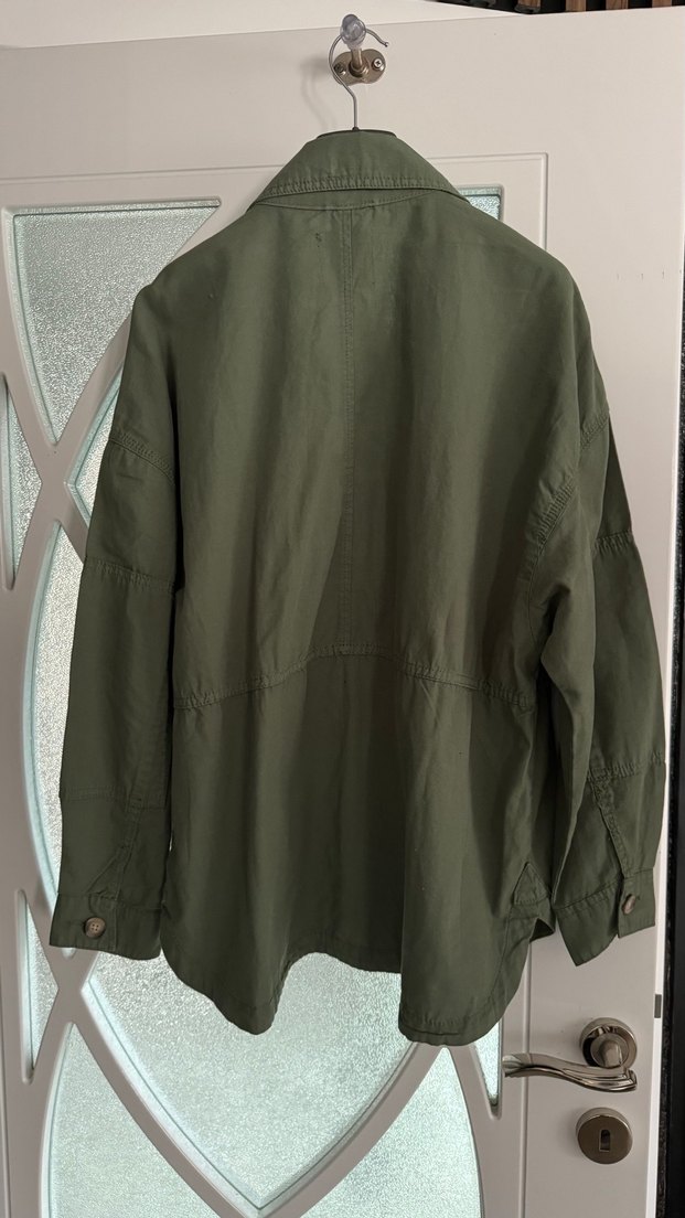 Bershka Düğmeli Salaş Kesim Haki Kadın Ceket - Görsel 5