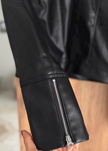 H&M Kadın Deri Biker Ceket - Görsel 4