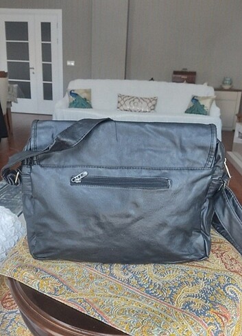 Siyah postacı çanta - Görsel 2