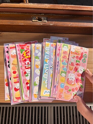 15 adet rastgele hologramlı sticker