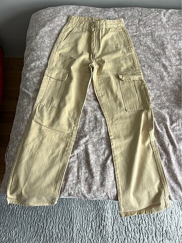 stradivarius kargo pantolon