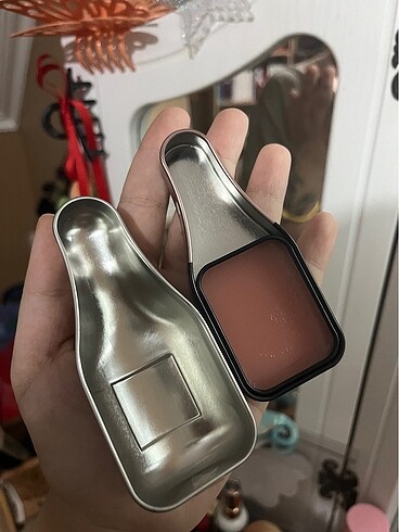  Beden pembe Renk Revolution emily in Paris lipbalm