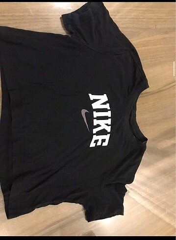 Orijinal Nike crop