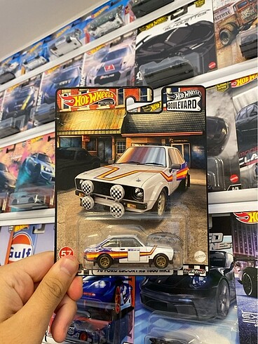 Hot Wheels Premium Boulevard #57 78 Ford Escort RS 1800 MK2