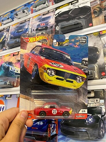 Hot Wheels Premium Door Slammers Alfa Romeo Giulia Sprint GTA