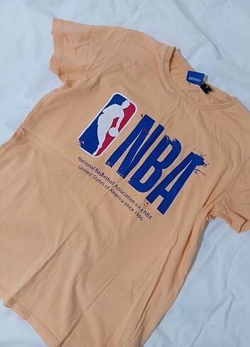 NBA T shirt 