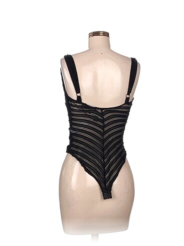 xs Beden Bershka Bluz %70 İndirimli.
