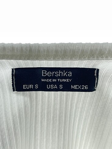 s Beden beyaz Renk Bershka Bluz %70 İndirimli.