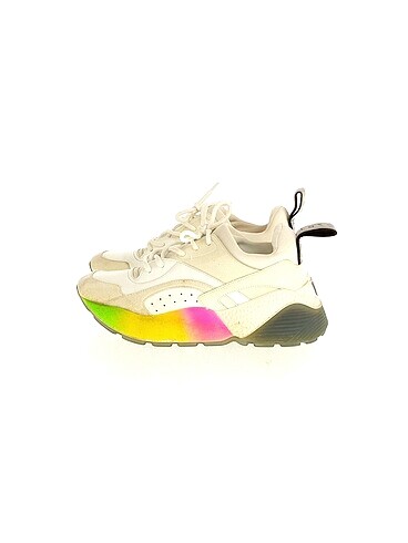 Stella McCartney Spor Ayakkabı %70 İndirimli.