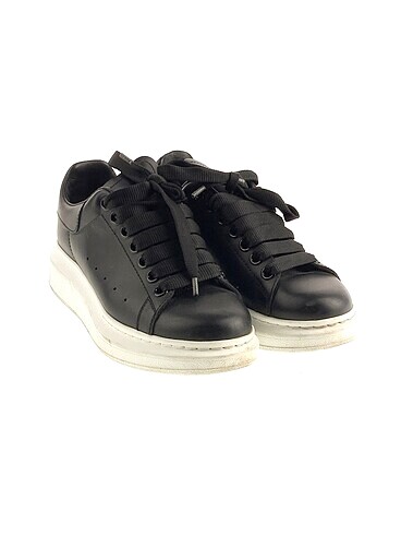 Alexander McQueen Alexander McQueen Spor Ayakkabı %70 İndirimli.