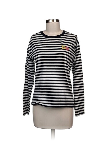 Zara Bluz %70 İndirimli.