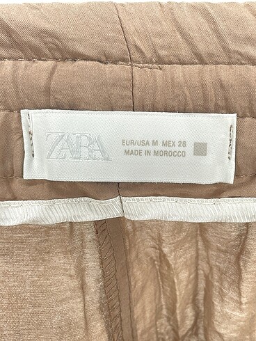 m Beden çeşitli Renk Zara Mini Şort %70 İndirimli.
