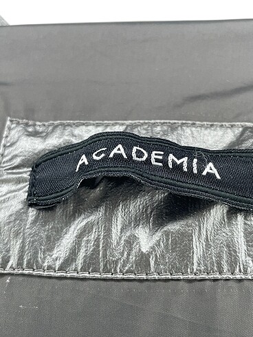 Academia Mont %70 İndirimli. - Görsel 4