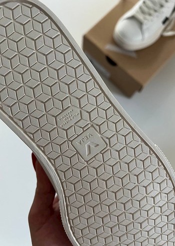 36 Beden VEJA CAMPO WHİTE White & Black