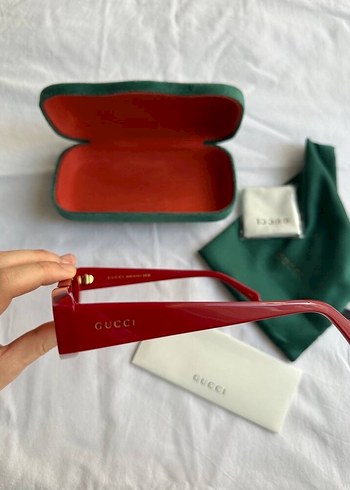 Gucci Gucci Cat-Eye Frame