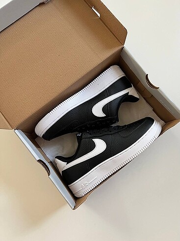 Nike Air Force 1 Sneaker